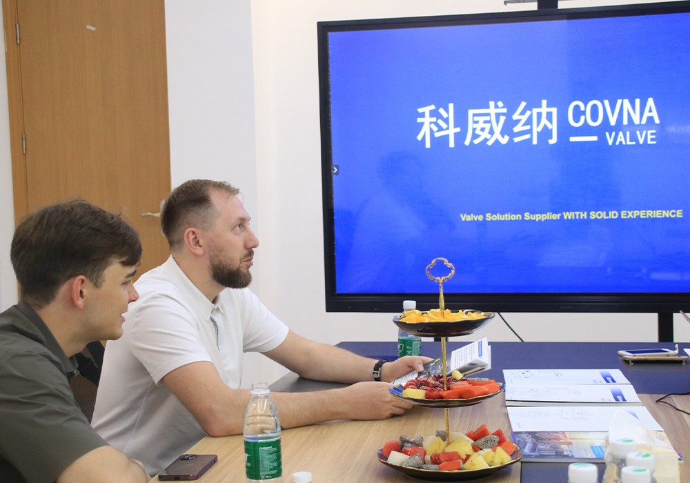 COVNA Discusses Distribution Partnership with Russian Client1