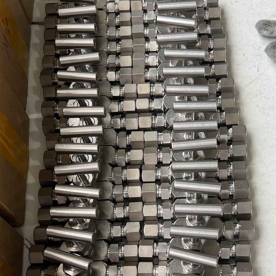 Full Stainless Steel Needle Valve 2